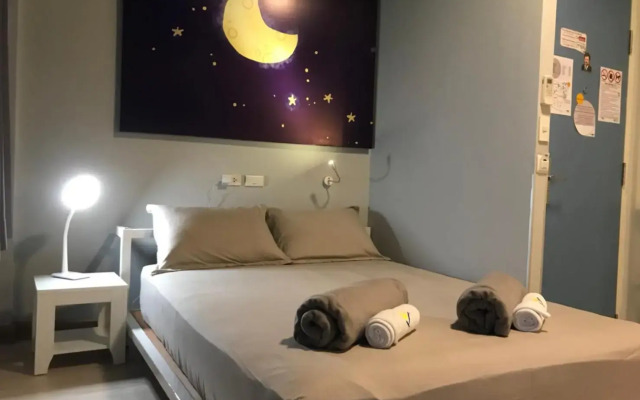 The Moon Hostel Hua Hin
