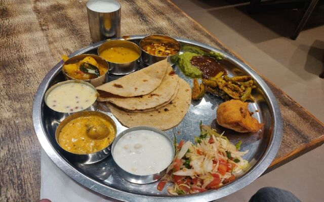 Hotel Natham By Vrinda