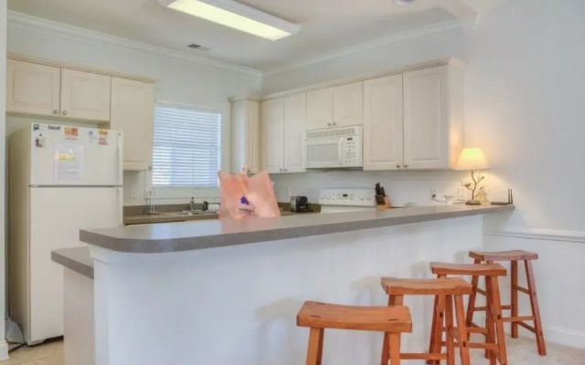 Magnolia Pointe 402-4878 by RedAwning