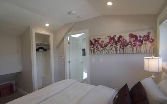 Vancouver Traveller Cottage