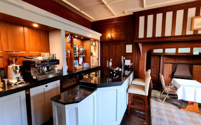 Farnham House Hotel