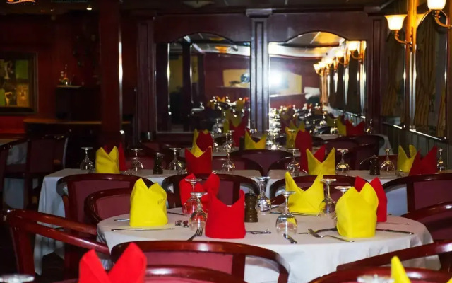 Shehrazad Nile Floating Hotel