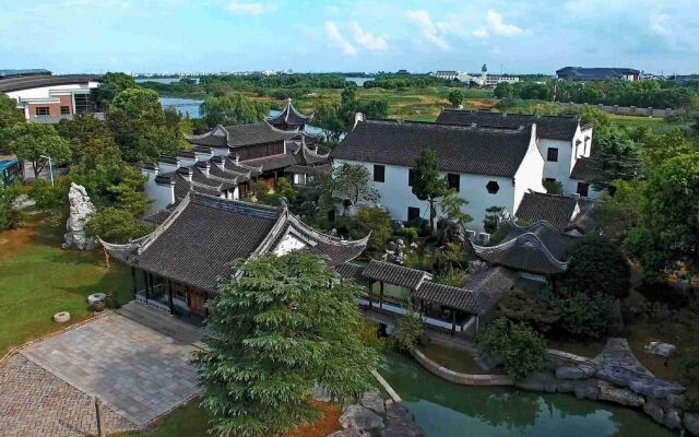 Tongli Lakeview Hotel