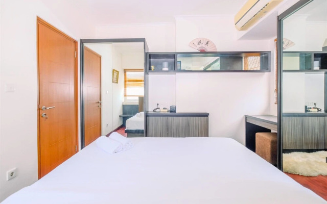 Cozy And Nice 2Br Apartment At Maple Park Sunter