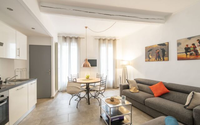 Suite Oisiveté Garage Clim