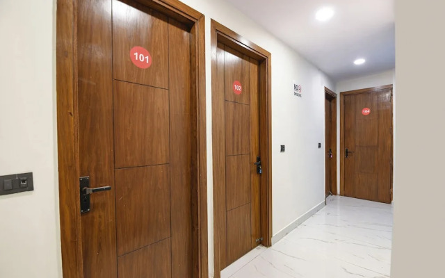 Fabhotel Np International
