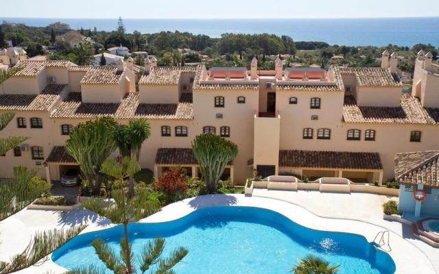 Apartamentos Silken Playa de Toro