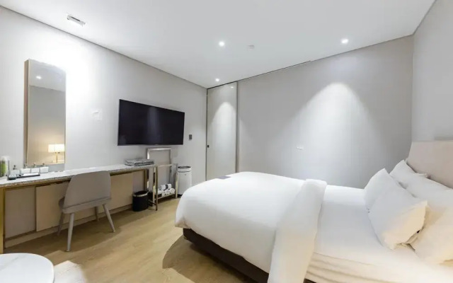 Daejeon Yuseong Bergen Hotel