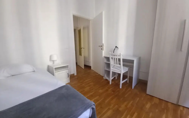 Cavour 46 First in Firenze