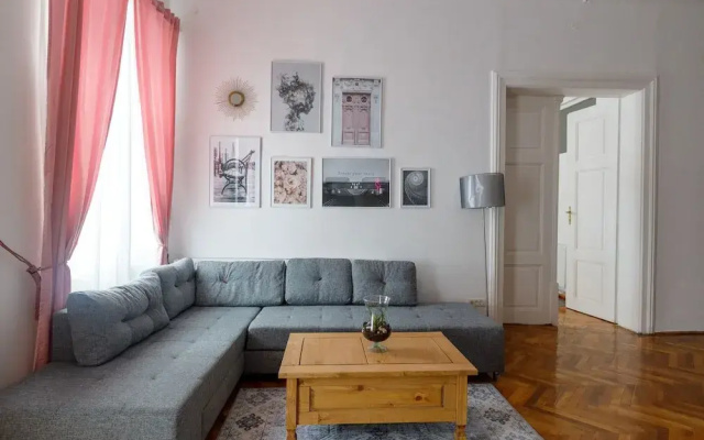 Mira Central Residence