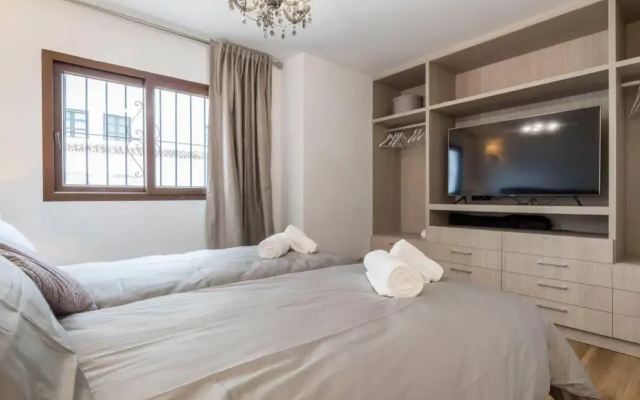 Puerto Banus second line, luxury apartement