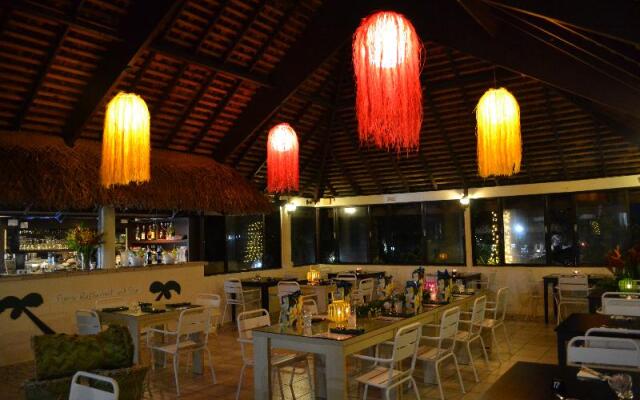 Club Raro Resort