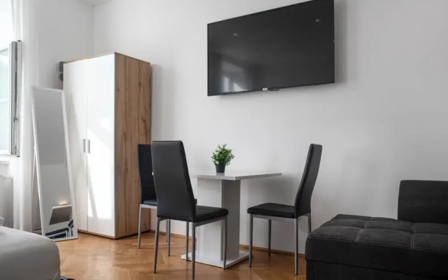 Perfect 7BR Stay Near Hauptbahnhof