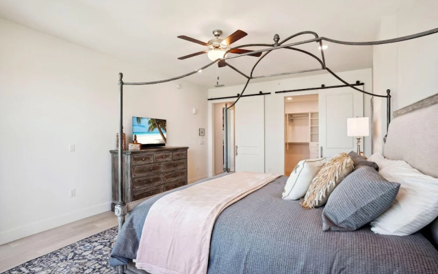 The Harbor Condo 305 - Premier