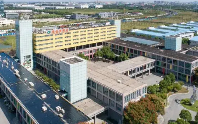 Vienna Hotel Suzhou Industrial Park Yangcheng Lake Fashion Stage
