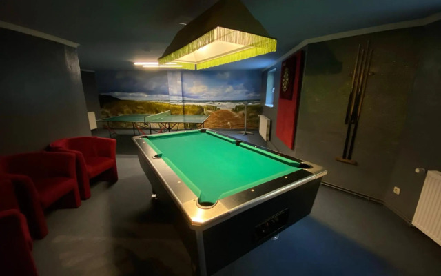 Ferienwohnung im Poolhaus mit Ostseeblick