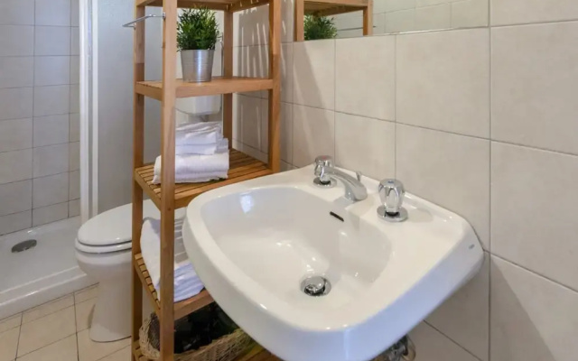 Monterosso Apartments