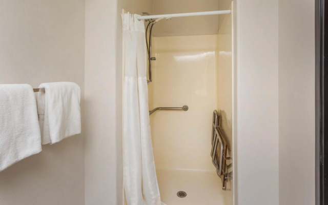 Quality Inn & Suites Fillmore I-15