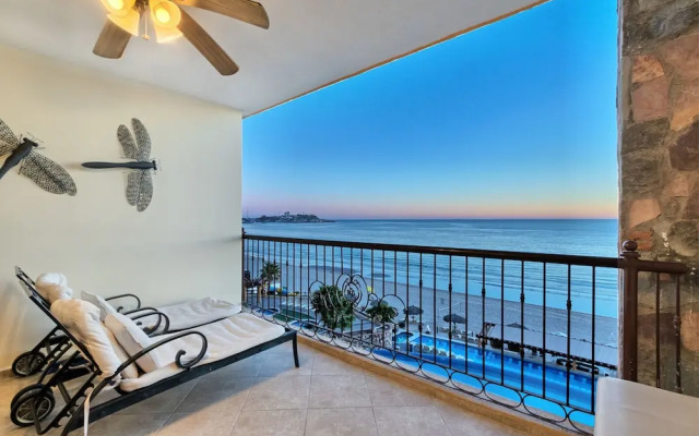 Sonoran Sky 1BR Upper SKY 406 by Casago