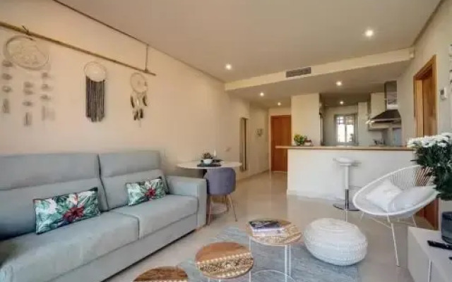 Sotoserena Tropical Flat- sleeps4