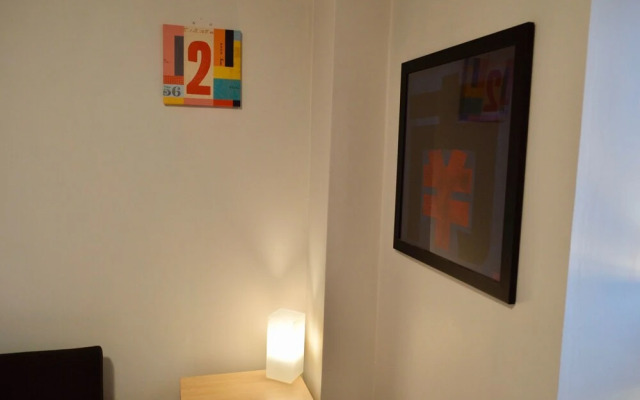 Spacious and Light 3 Bedroom Flat in Scenic Canonmills