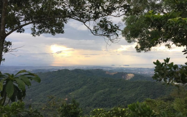 Kiansom Getaway Cabin