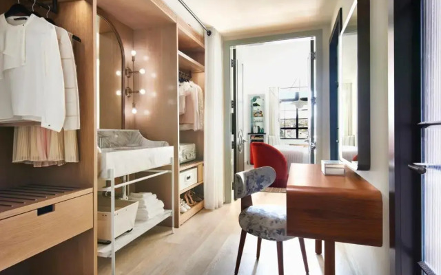 Virgin Hotels New Orleans