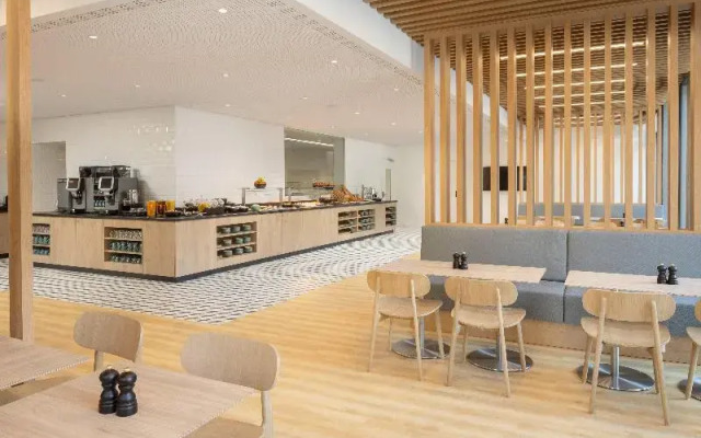 Holiday Inn Express & Suites Sion