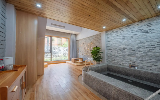 Floral Hotel·Yunshang Hot Spring Hotel