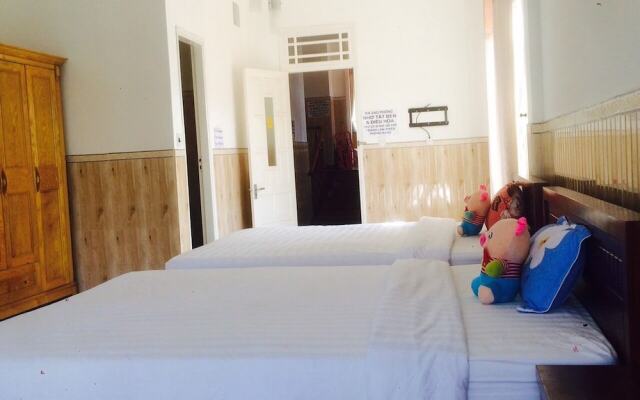 Huong Homestay