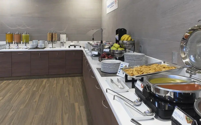 Holiday Inn Express Mexico - Toreo