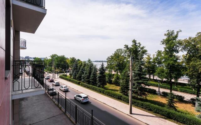 KluchnikOFF (Kluchnikoff)  on Maxim Gorky Street