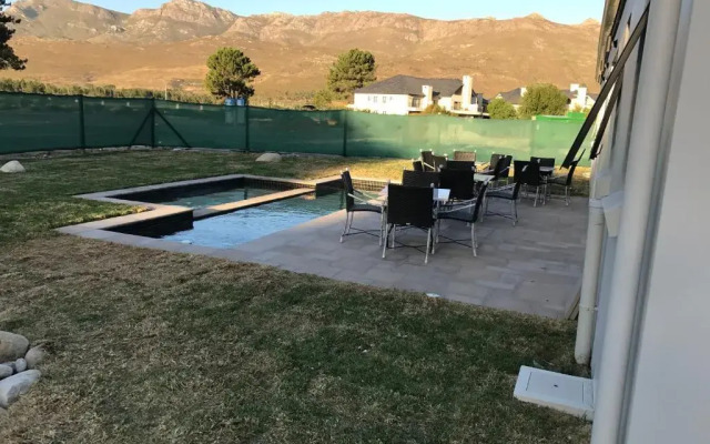 Pearl Valley Suite 504