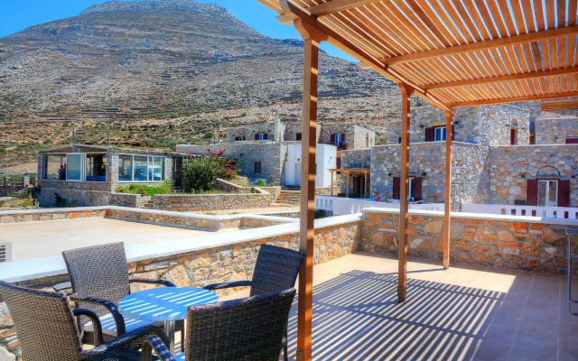 Aqua Petra Hotel