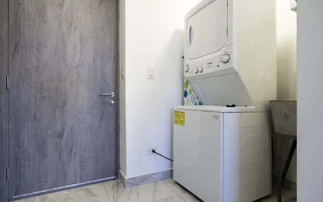 w Brilliant 1BR w Beautiful View in Calle 50