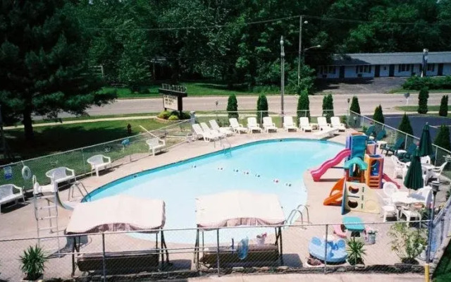 Spring Hill Motel