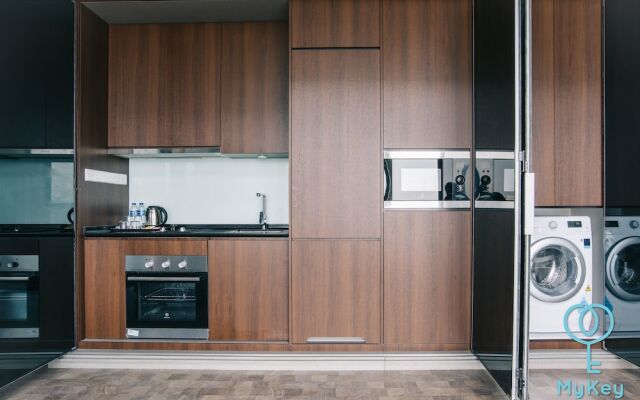 Expressionz Professional Suites by MyKey