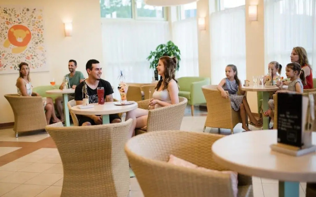 JUFA Hotel Stubenbergsee