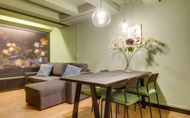 Zen Apartment