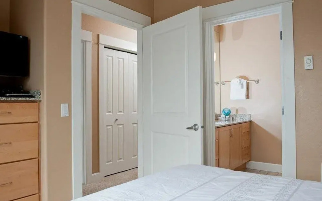 Keystone Vacation Rentals - Pacific Escape Condo