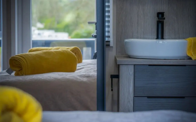Lakewood Lodge - 2 Bed Lodge - Manorbier