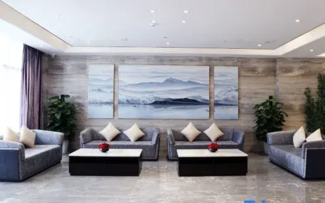 Wuhan Jointown White Swan Eco Hotel