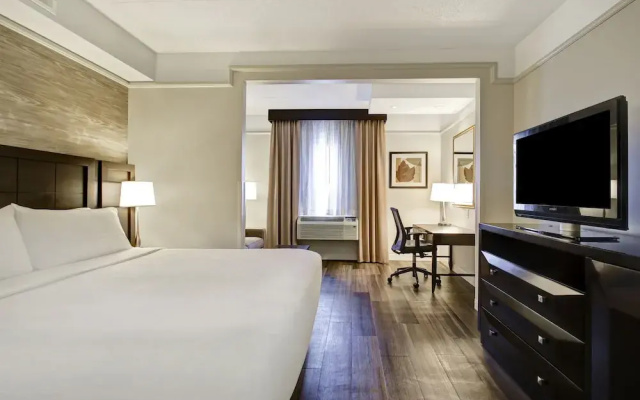 Holiday Inn Select