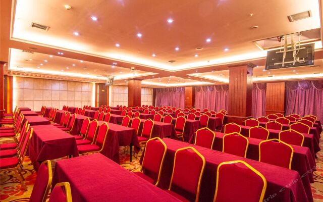 Vienna Hotel (Exposition center)