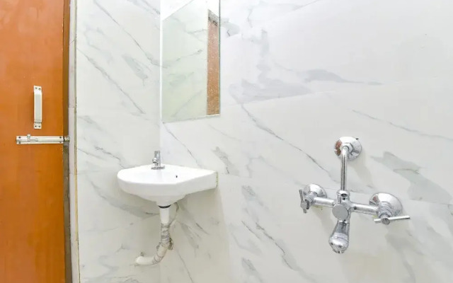 Fabhotel Grand Embassy