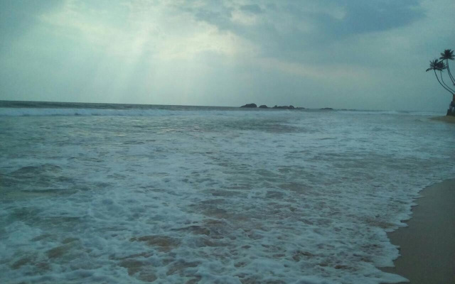 Family Bungalows Joy of Abundant Life Hikkaduwa
