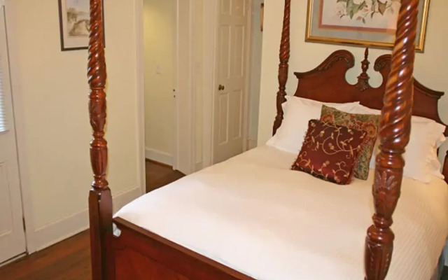 27 State Street Bed & Breakfast