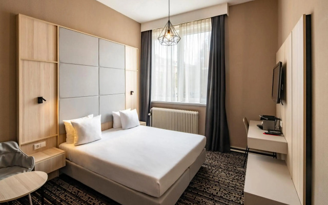 Alfred Hotel