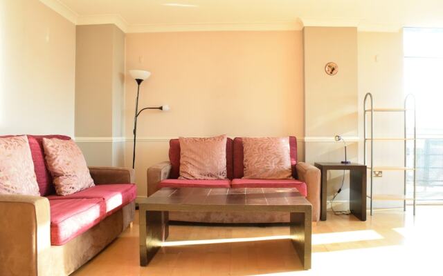 Canary Wharf 2 Bedroom Flat