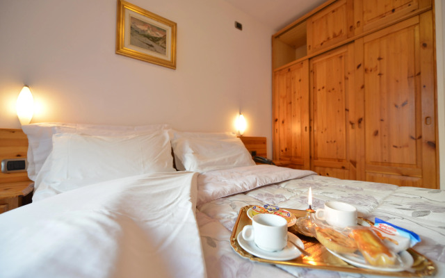 Hotel Serenella